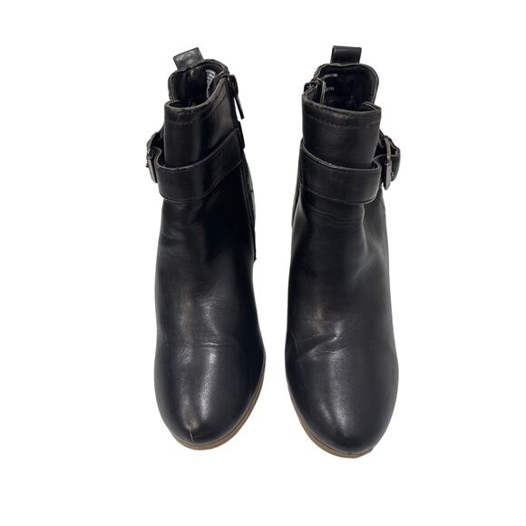 Time and Tru Women's Black Heeled Bootie - Size: 7 - Picture 1 of 10